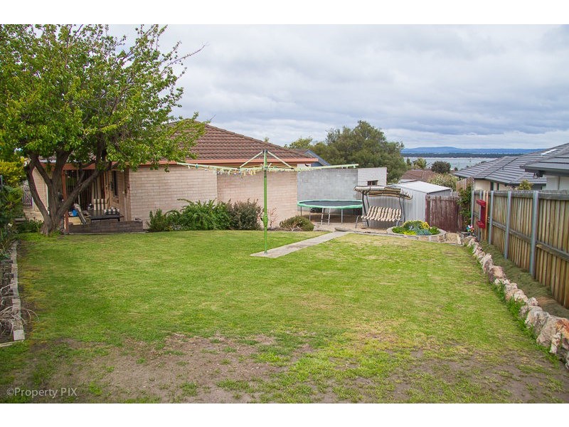 9 East Crescent, Midway Point TAS 7171