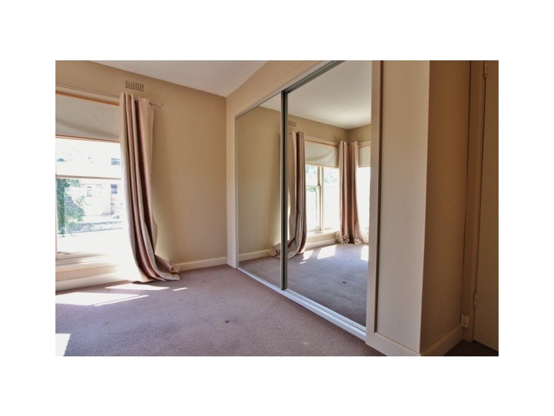 249 East Derwent Highway, Lindisfarne TAS 7015