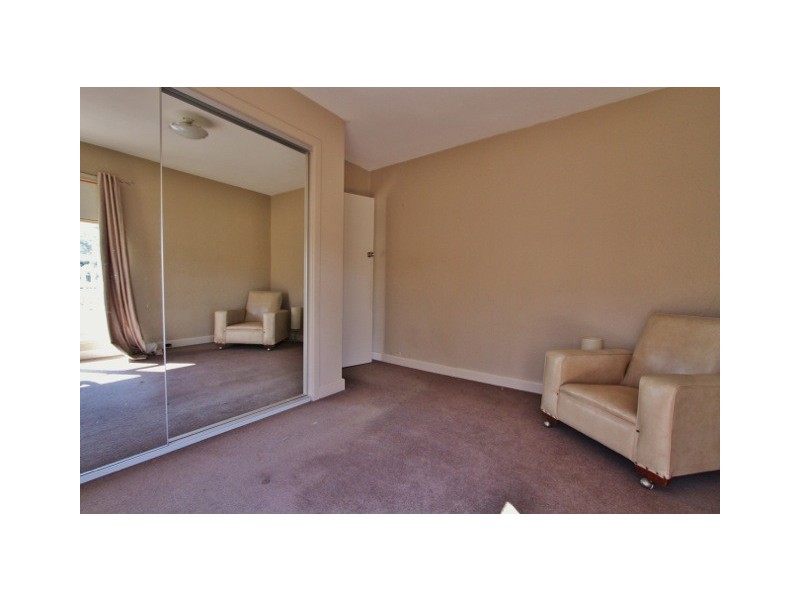 249 East Derwent Highway, Lindisfarne TAS 7015