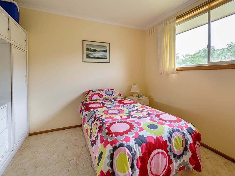 2 Fairfield Road, Geilston Bay TAS 7015