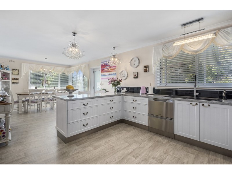 10 Lauramont Avenue, Sandy Bay TAS 7005