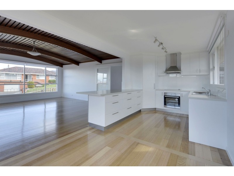 4 Wakehurst Road, Austins Ferry TAS 7011