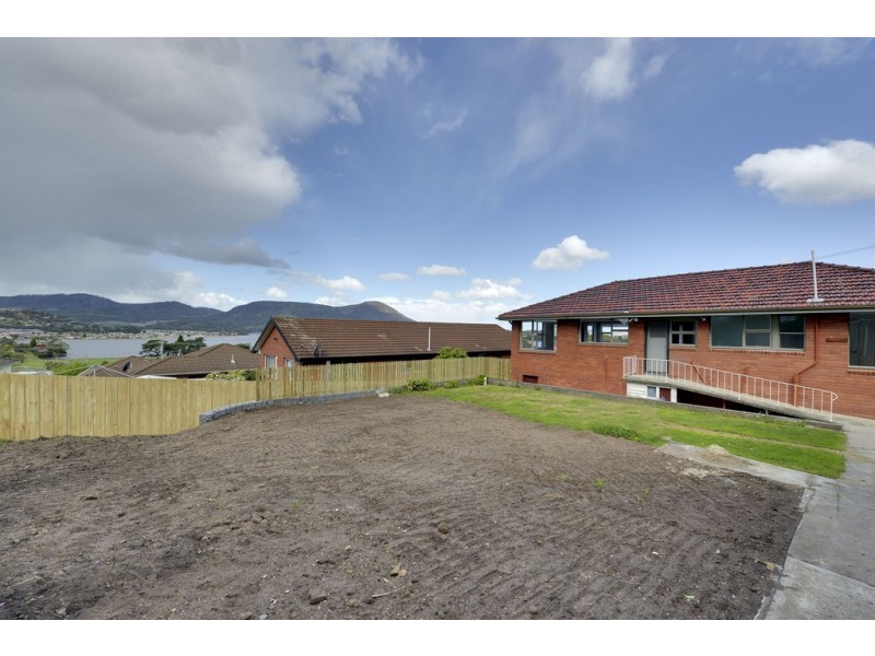 4 Wakehurst Road, Austins Ferry TAS 7011