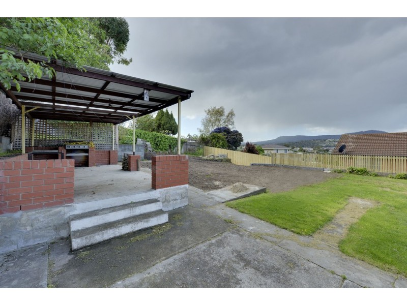 4 Wakehurst Road, Austins Ferry TAS 7011