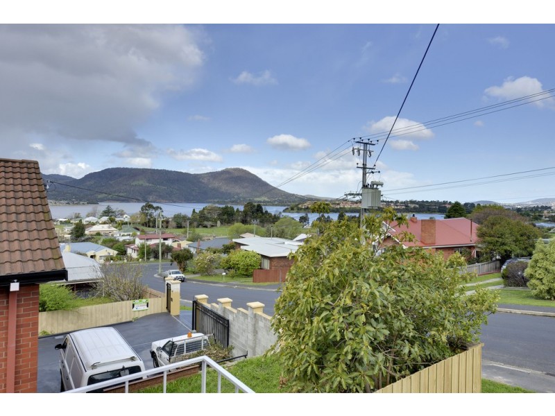 4 Wakehurst Road, Austins Ferry TAS 7011
