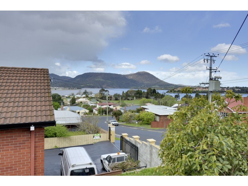 4 Wakehurst Road, Austins Ferry TAS 7011