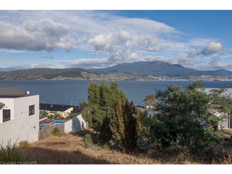 671 Oceana Drive, Tranmere TAS 7018