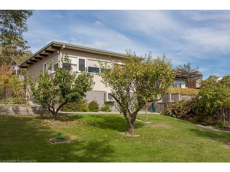 57 Derwent Avenue, Geilston Bay TAS 7015
