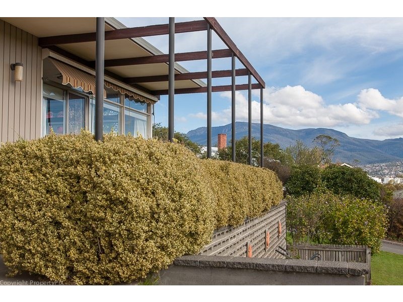 57 Derwent Avenue, Geilston Bay TAS 7015