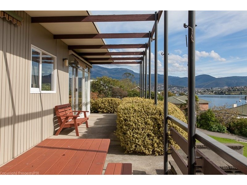 57 Derwent Avenue, Geilston Bay TAS 7015