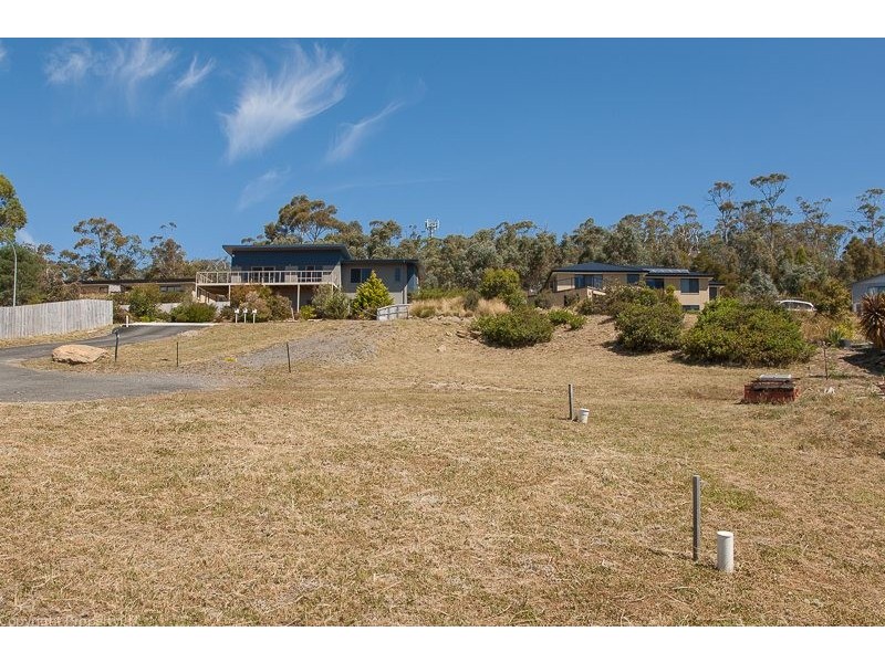 8 Carnation Terrace, Kingston TAS 7050
