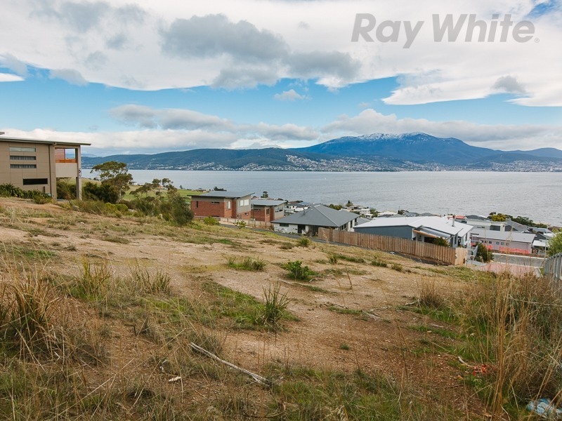 738 Oceana Drive, Tranmere TAS 7018