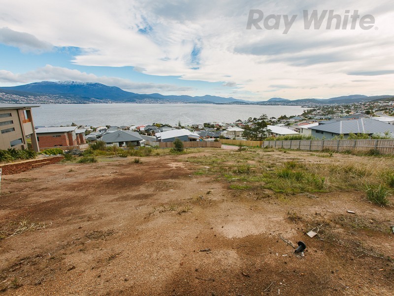 738 Oceana Drive, Tranmere TAS 7018