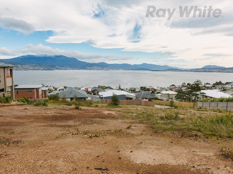 738 Oceana Drive, Tranmere TAS 7018