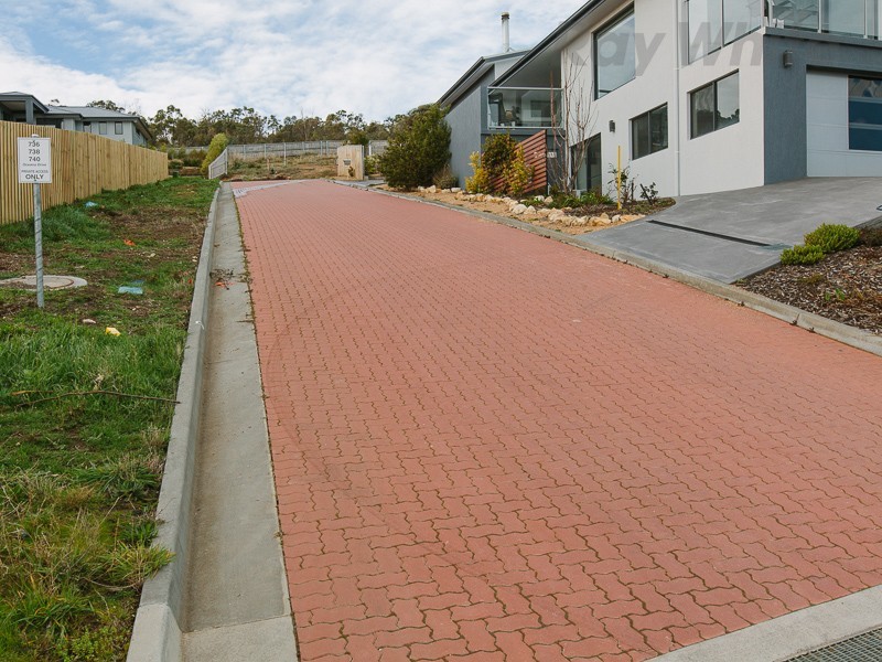 738 Oceana Drive, Tranmere TAS 7018