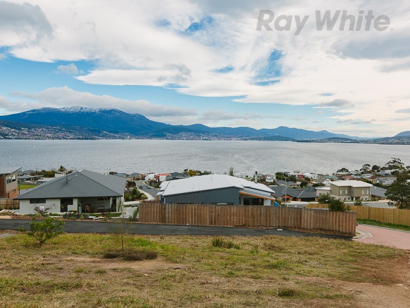 738 Oceana Drive, Tranmere TAS 7018