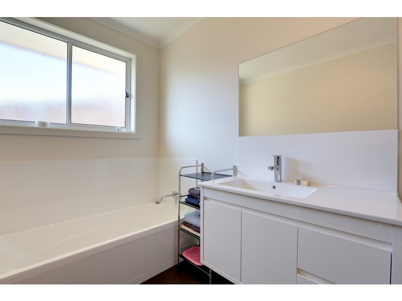 17 Glenfern Street, Howrah TAS 7018
