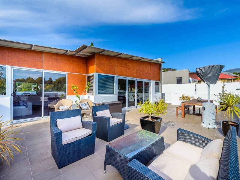 1/70 Lord Street, Sandy Bay TAS 7005