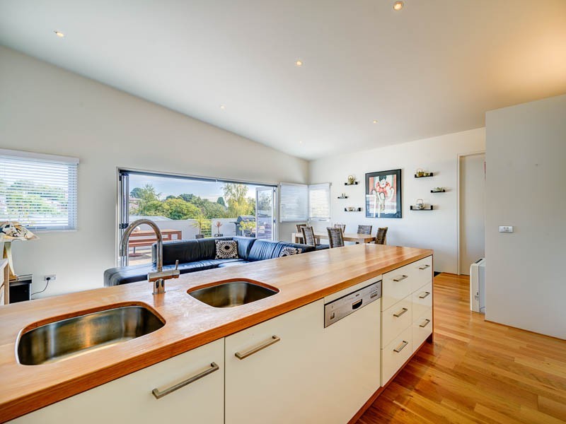 1/70 Lord Street, Sandy Bay TAS 7005