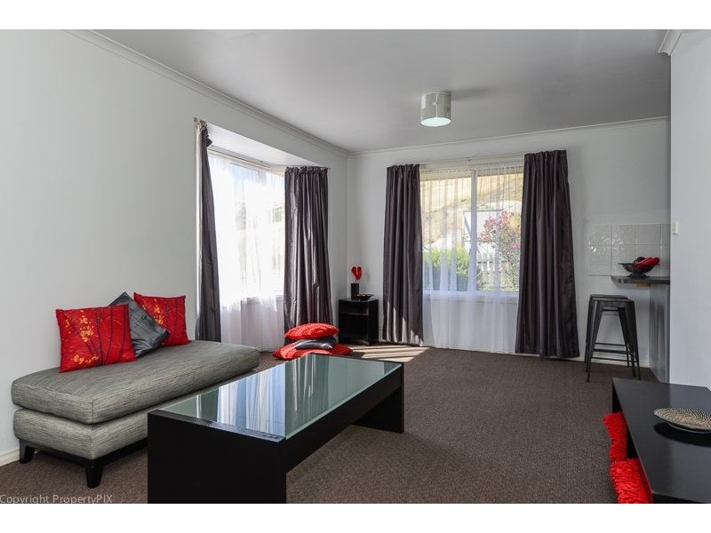 8/90 Marys Hope Road, Rosetta TAS 7010