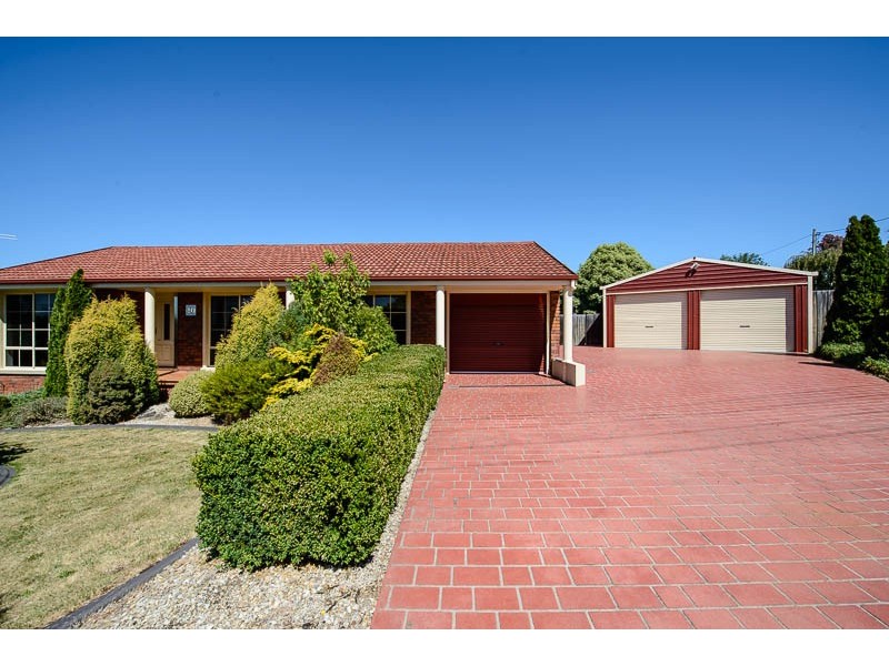40 Crystal Downs Drive, Blackmans Bay TAS 7052