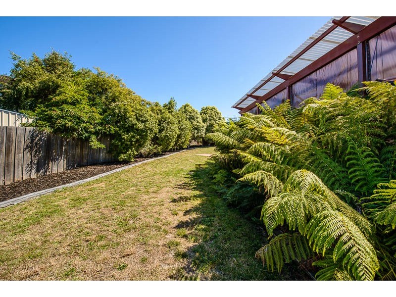 40 Crystal Downs Drive, Blackmans Bay TAS 7052