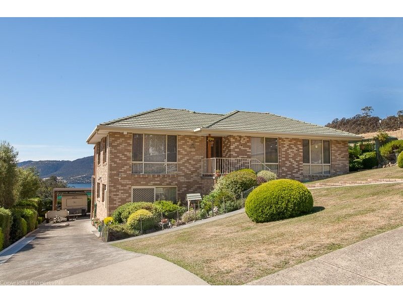 9 Nielson Drive, Montrose TAS 7010