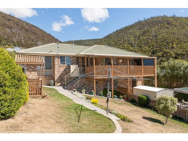 9 Nielson Drive, Montrose TAS 7010