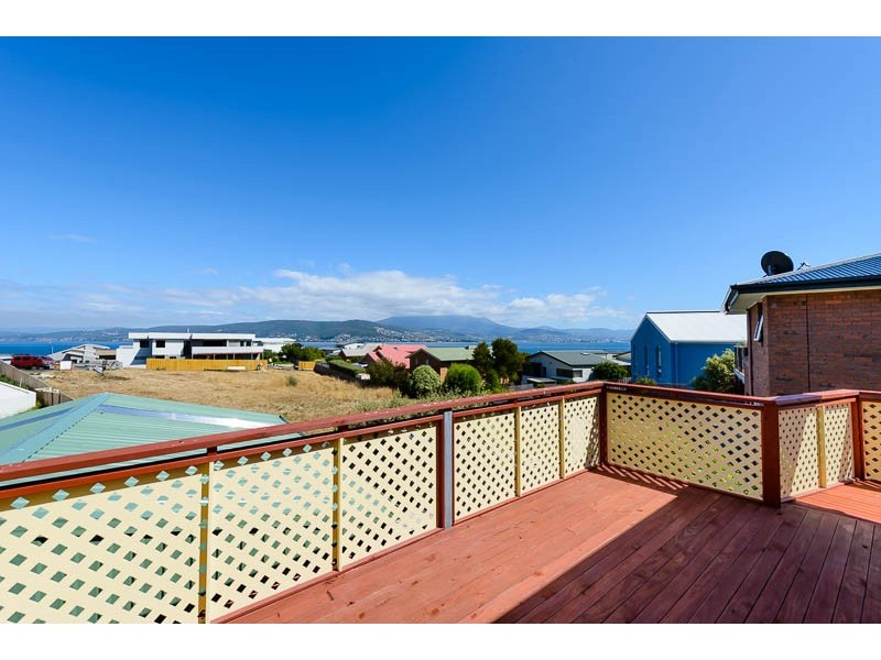 43 Pindos Drive, Tranmere TAS 7018