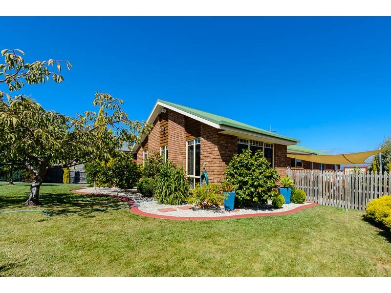 43 Pindos Drive, Tranmere TAS 7018