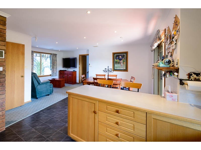 43 Pindos Drive, Tranmere TAS 7018