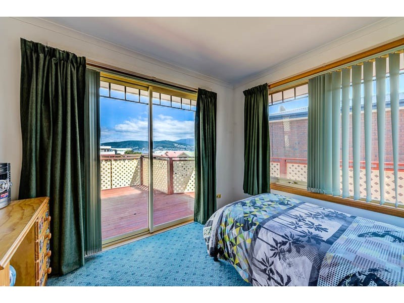 43 Pindos Drive, Tranmere TAS 7018