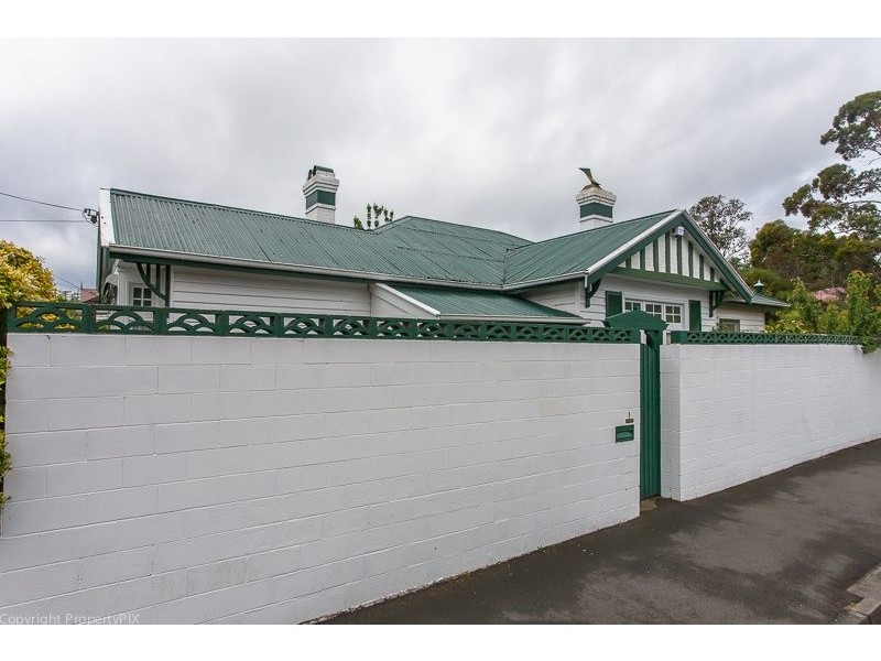 1 Roope Street, New Town TAS 7008