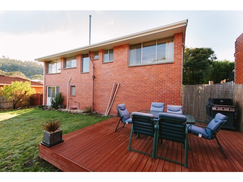 9 Fairfield Road, Geilston Bay TAS 7015