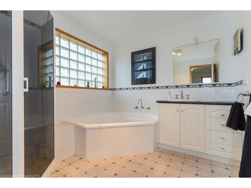 12 Powell Road, Blackmans Bay TAS 7052