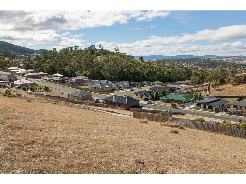 129 Branscombe Road, Claremont TAS 7011