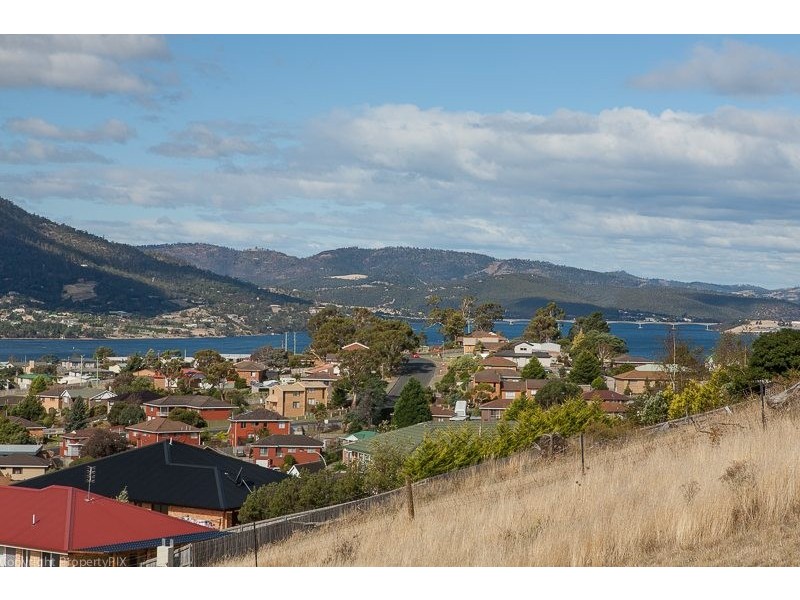 129 Branscombe Road, Claremont TAS 7011