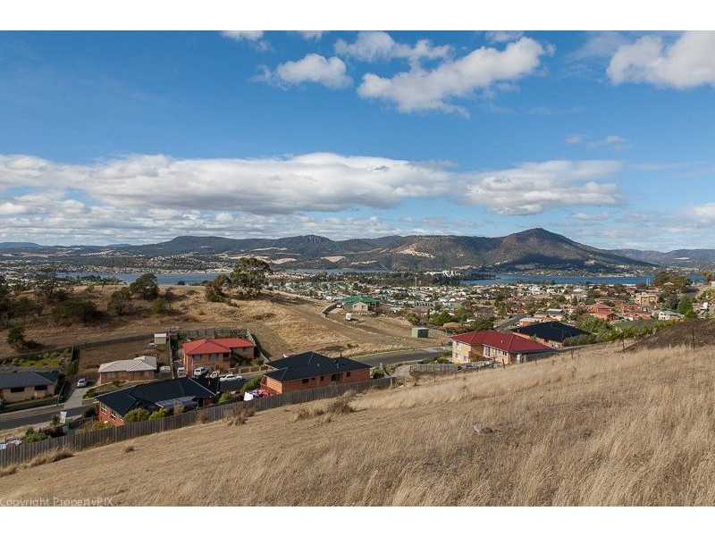 129 Branscombe Road, Claremont TAS 7011