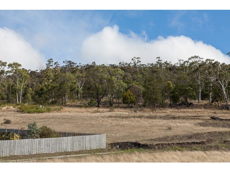 129 Branscombe Road, Claremont TAS 7011