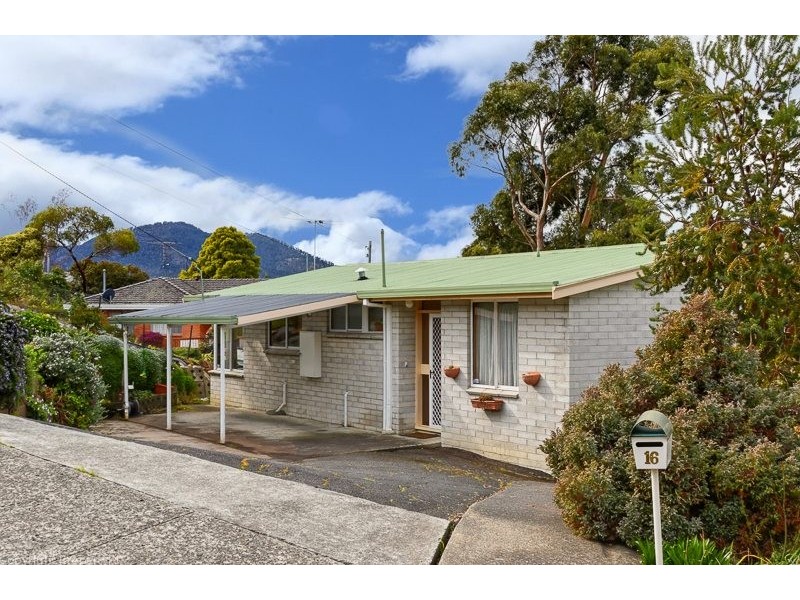 16 Addison Street, Rosetta TAS 7010