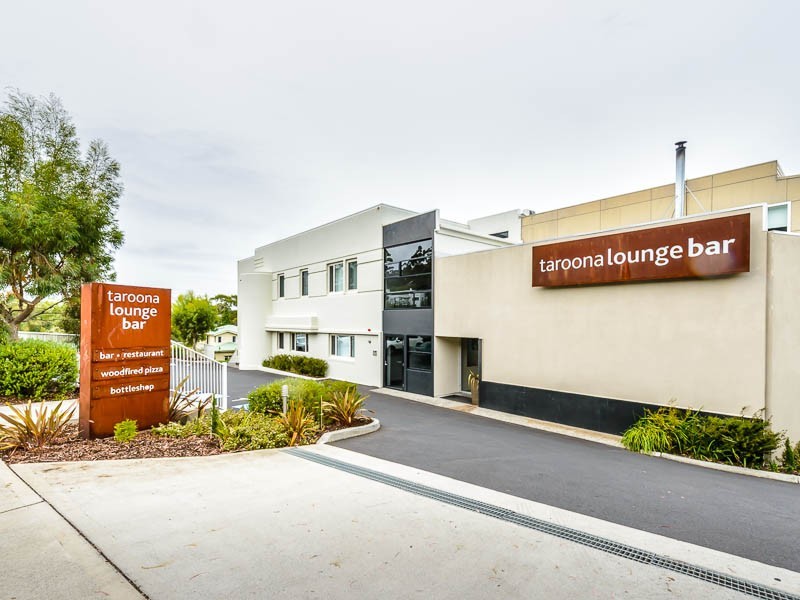 ” Taroona Lounge Bar and Restaurant”, Taroona TAS 7053