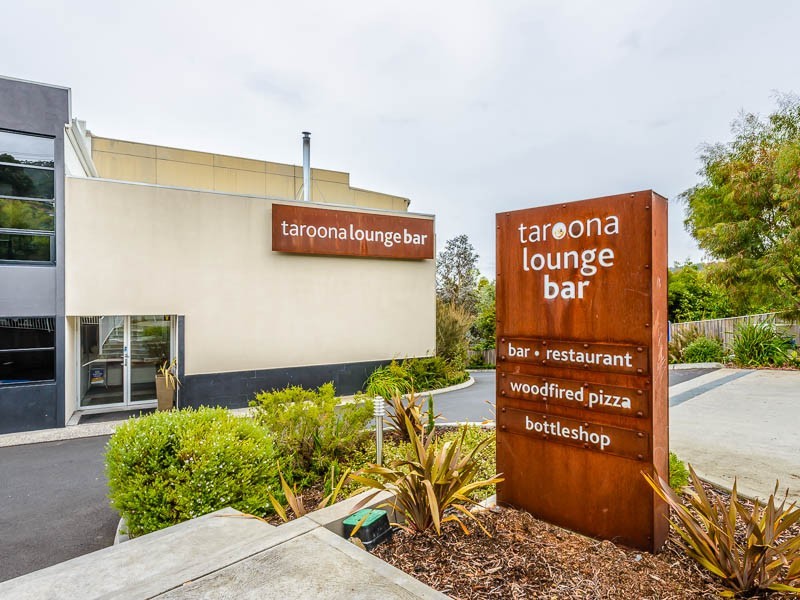 ” Taroona Lounge Bar and Restaurant”, Taroona TAS 7053