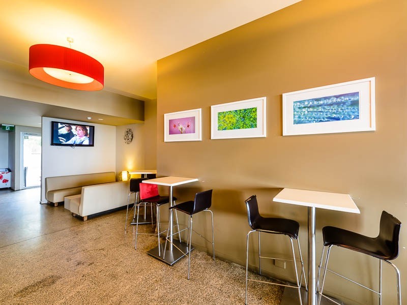 ” Taroona Lounge Bar and Restaurant”, Taroona TAS 7053