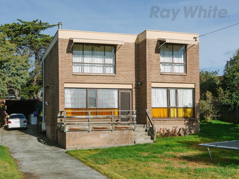 10 Third Avenue, Dodges Ferry TAS 7173