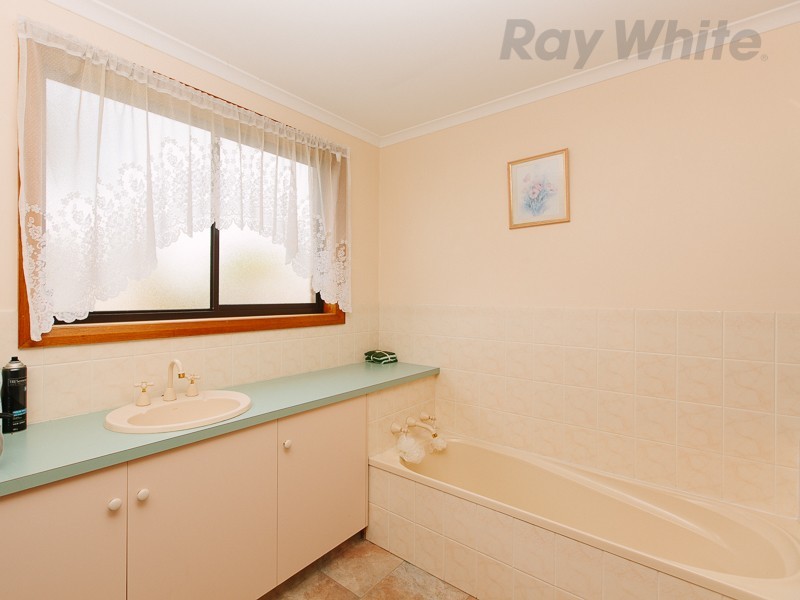 10 Third Avenue, Dodges Ferry TAS 7173