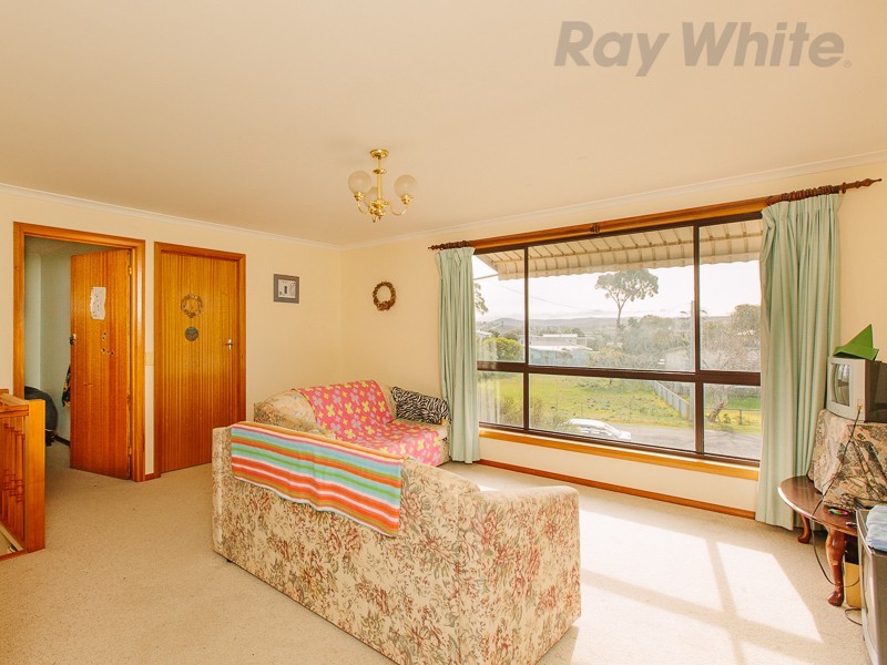 10 Third Avenue, Dodges Ferry TAS 7173