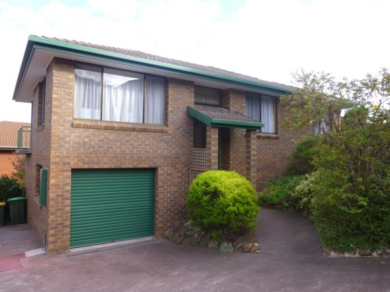 2/31-33 Kaoota Road, Rose Bay TAS 7015