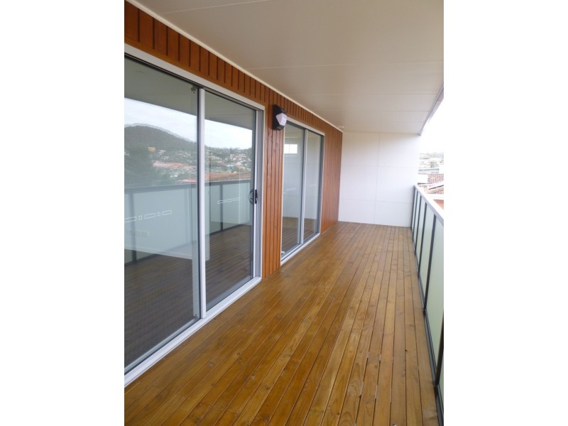3/52 Malunna Road, Lindisfarne TAS 7015