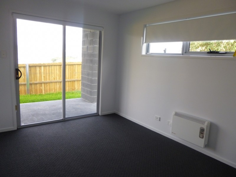 3/52 Malunna Road, Lindisfarne TAS 7015
