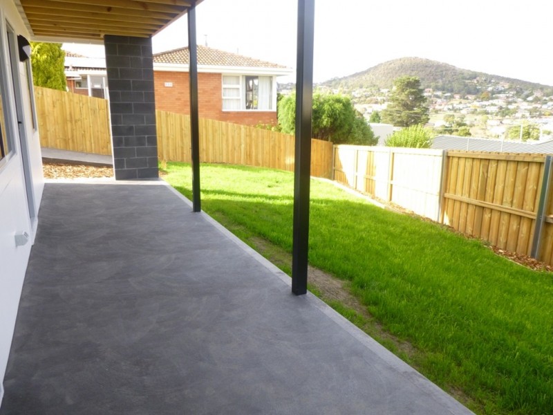 3/52 Malunna Road, Lindisfarne TAS 7015